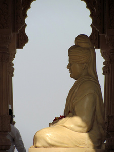 斯瓦米  vivekanand 在 shegaon，阿南德萨加尔的雕像