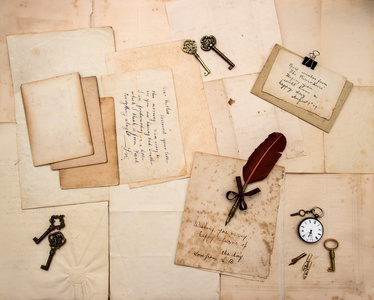 复古字母和手写的明信片