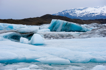 在 jokulsarlon 中的冰山