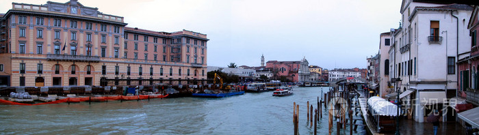 下雨天威尼斯