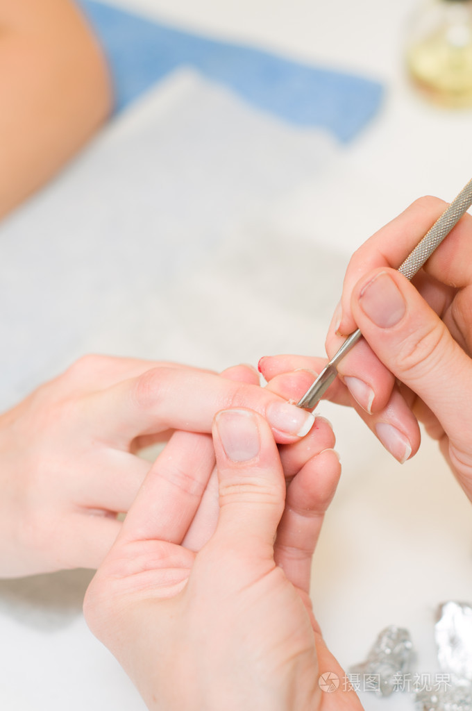 在进程中修指甲