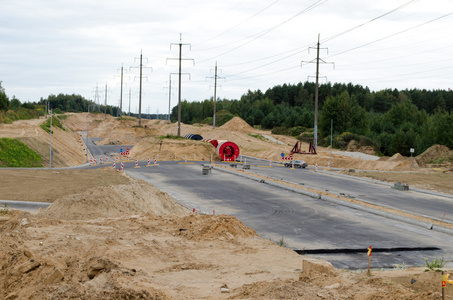 汽车环形公路构建电力杆