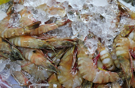 在亚洲市场上，泰国冰鲜虾