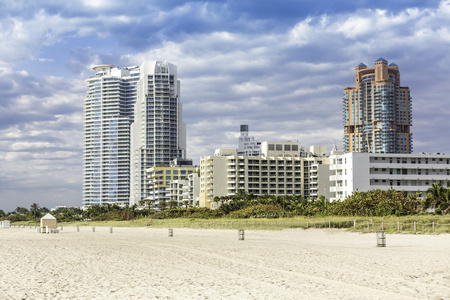 迈阿密海滩与摩天大楼