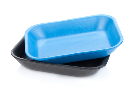 黑色和蓝色的空食品托盘