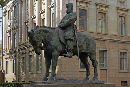 圣彼得堡，皇帝亚历山大 iii 的一座纪念碑