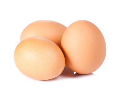 孤立在白色背景上的三个蛋