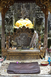 提供在巴厘岛印度教寺庙   印度尼西亚巴厘岛举行