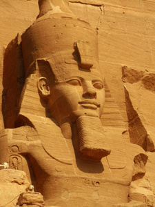 阿布辛贝神庙的国王拉美西斯二世 法老艺术和建筑的老埃及的杰作