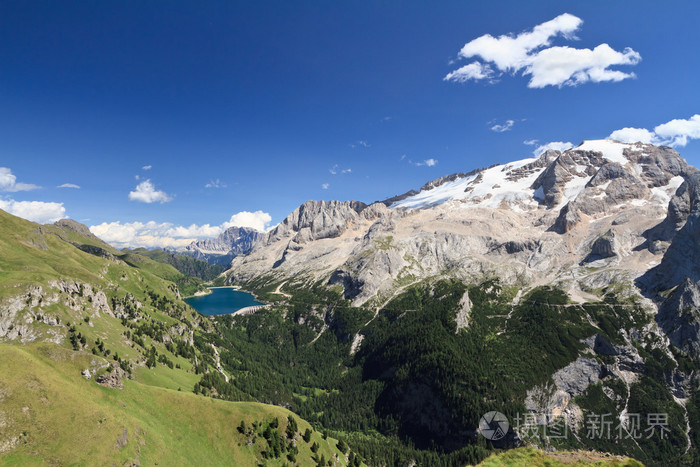 fedaia 湖和山 marmolada