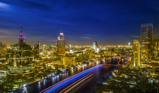 晚上的时间在曼谷市河