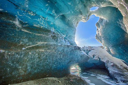 冰岛冰洞入口