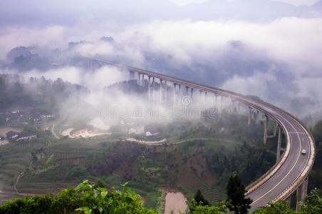 建筑 天桥 曲线 建设 汽车 艺术 瓷器 稻谷 国家 早晨