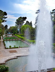 德埃斯特别墅喷泉和花园，蒂沃利