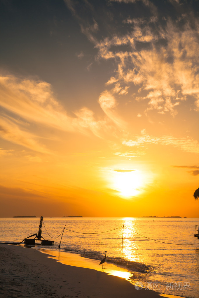 日落别墅站我们入海