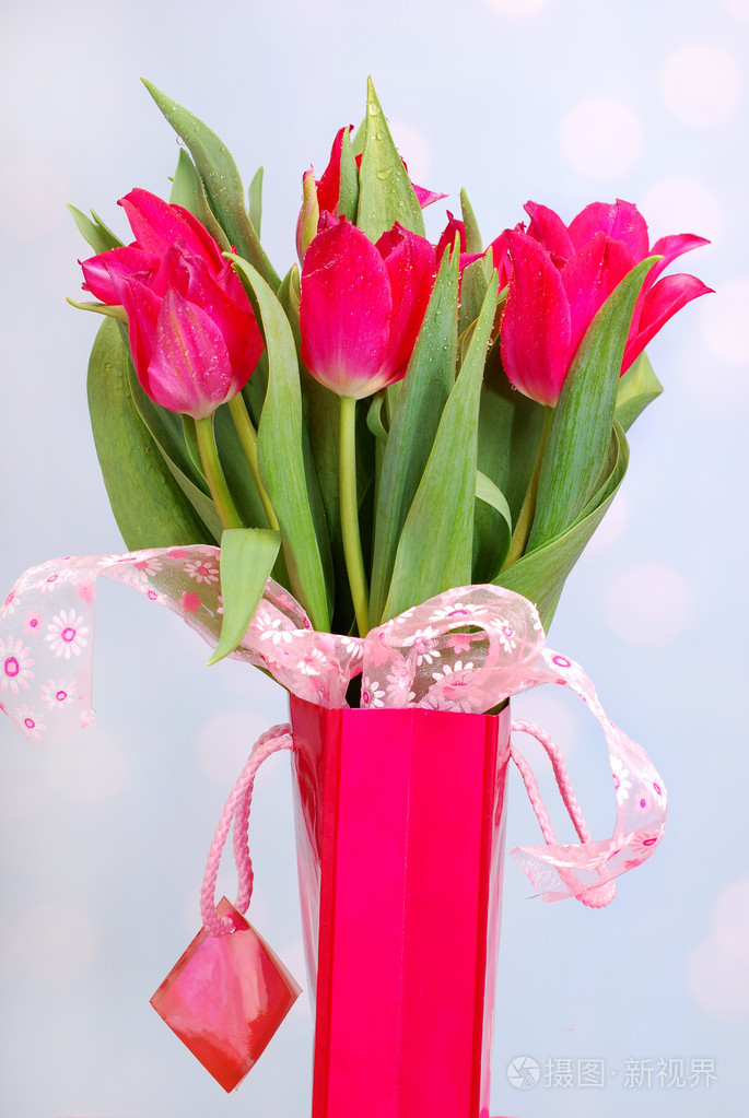 粉色郁金香花束