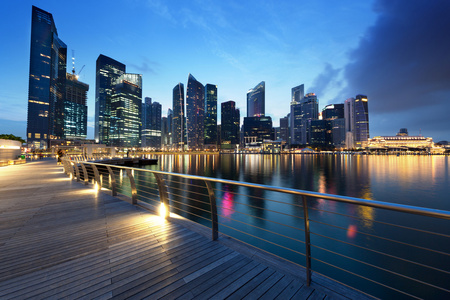 新加坡城在日落时间