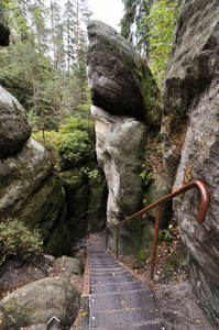岩石和楼梯