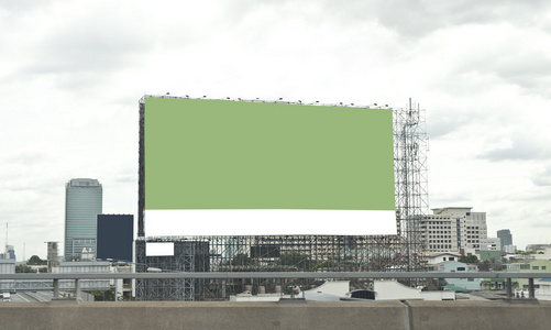 绿色空广告牌