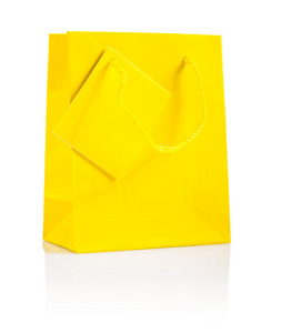 单个黄色纸袋