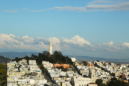 areala Visa coit tower och gatorna i san francisco科伊特塔和三藩市的街道分布区