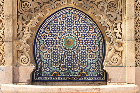 摩洛哥喷泉用马赛克拼贴