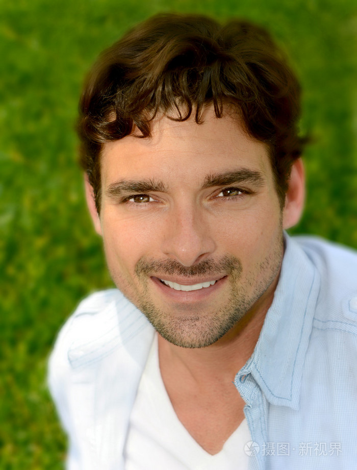 英俊的意大利人