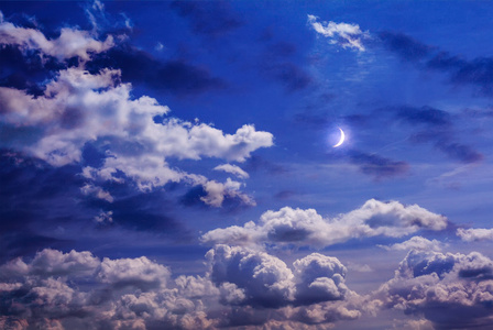 月亮在天空上图片-月亮在天空上素材-月亮在天空上插画-摄图新视界