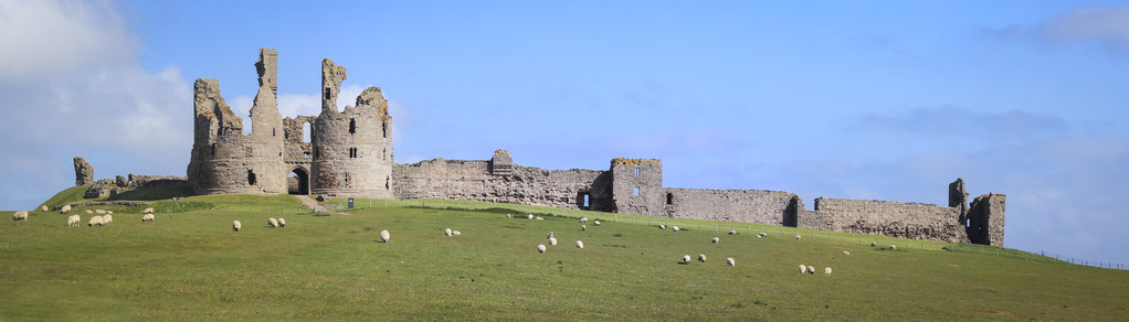 dunstanburgh 城堡诺森伯兰海岸