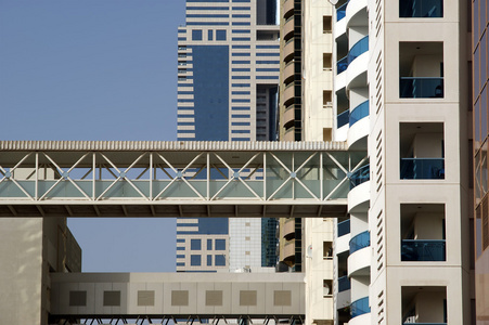 现代的摩天大楼，谢赫扎耶德路，迪拜，阿拉伯联合酋长国