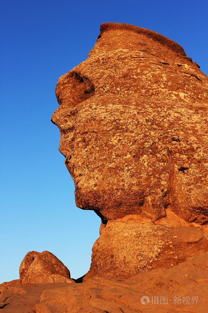 罗马尼亚狮身人面像通过在bucegi山侵蚀形成的地质现象