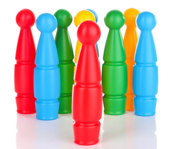 多彩塑料彩虹糖的玩具保龄球上白色隔离