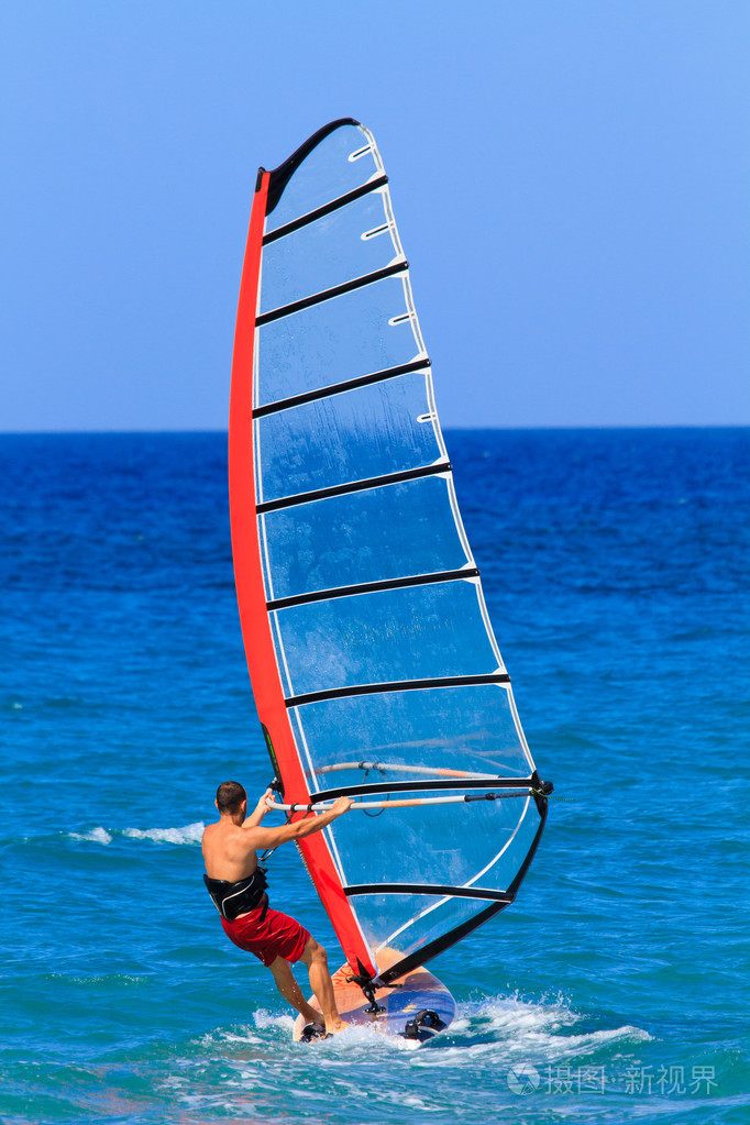 男子帆板运动娱乐