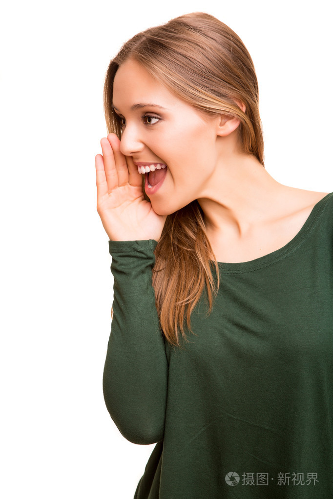 呼唤一个人的金发美女