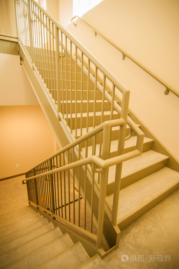 楼梯间和建筑的紧急出口