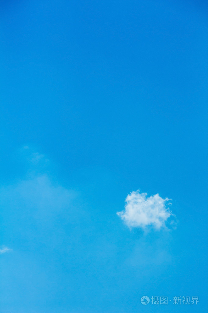 蓝蓝的天空云