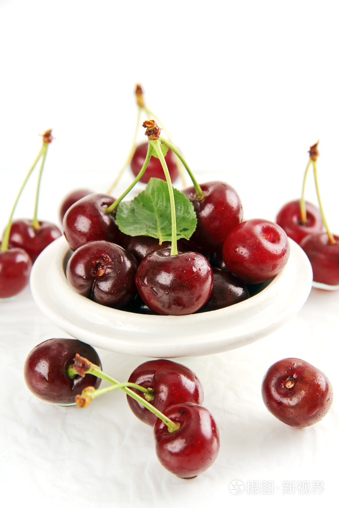 莓果红樱桃成熟