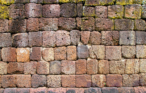 在 phanomrung 寺 泰国古代石头墙