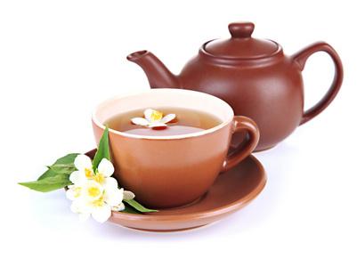 喝杯茶与茉莉花，白色上孤立