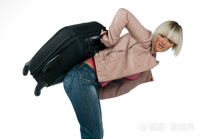 沉重的包袱的女人