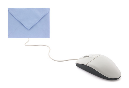 计算机鼠标与信封，电子邮件的概念