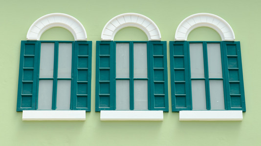 绿色复古窗口