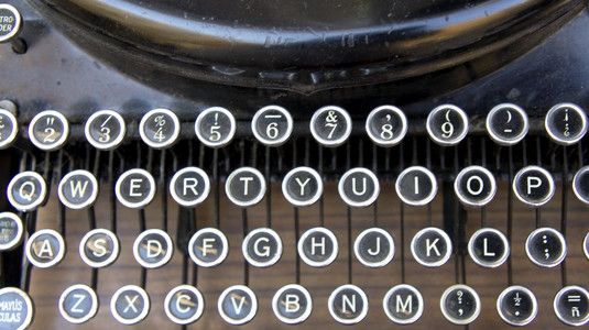 键盘古董打字机
