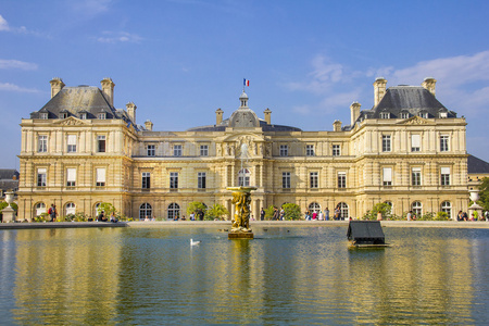法国参议院和卢森堡公园，巴黎，法国
