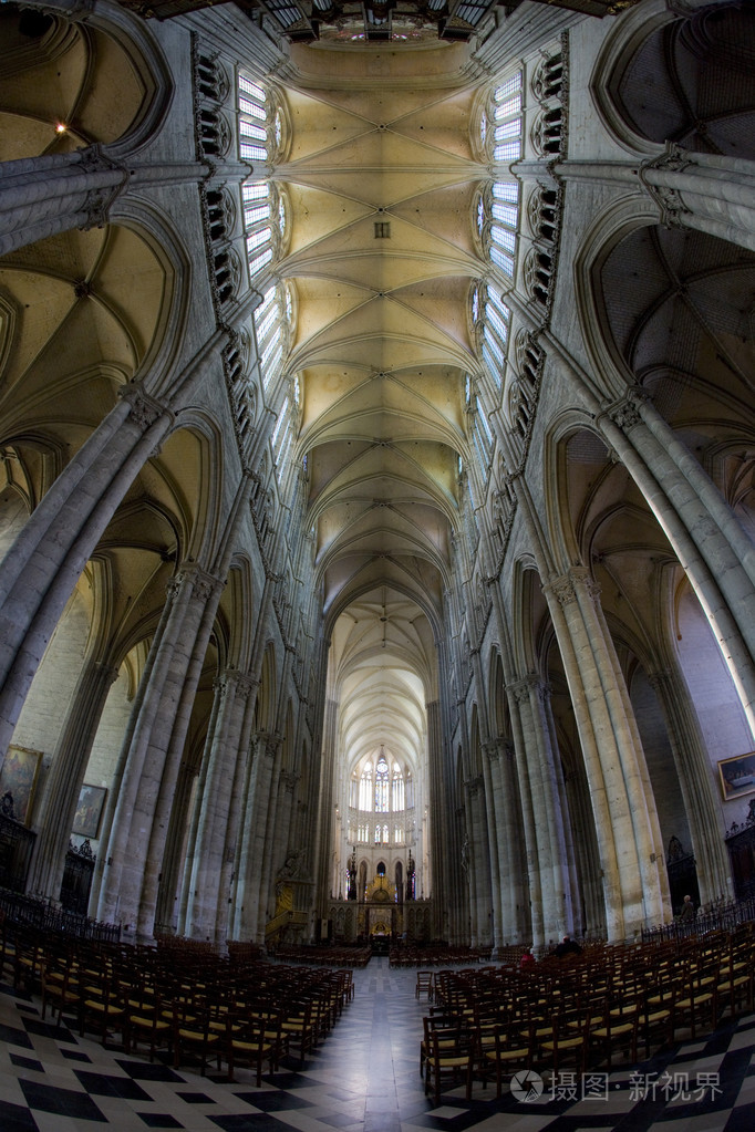 亚眠主教堂内部图片