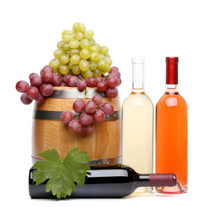 桶装，瓶酒和成熟的葡萄