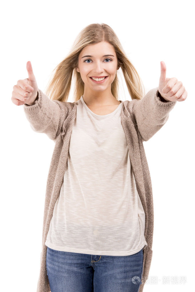 竖起大拇指的漂亮女孩