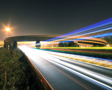 公路大桥夜景