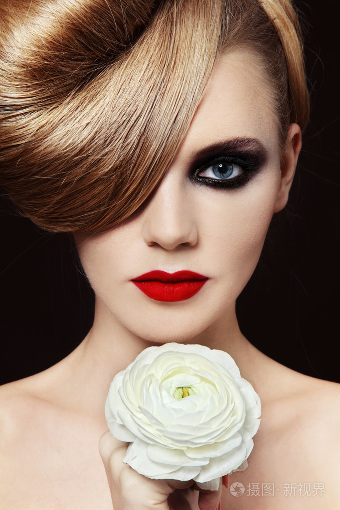 蛇蝎美人照片-正版商用图片1clrwe-摄图新视界