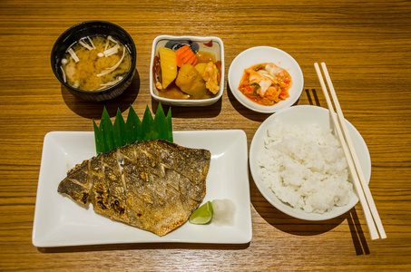 日本全程美食图片